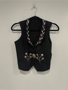 VINTAGE Floral Vest With Chain Detailing